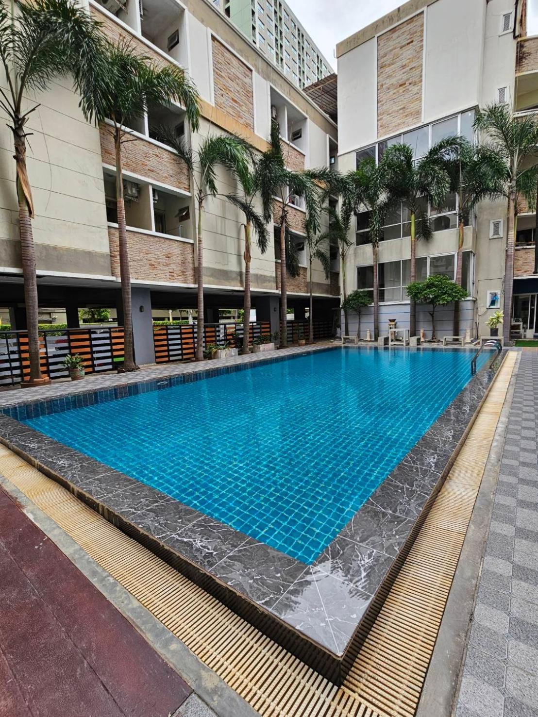 Diya Hotel Bangkok Exterior foto